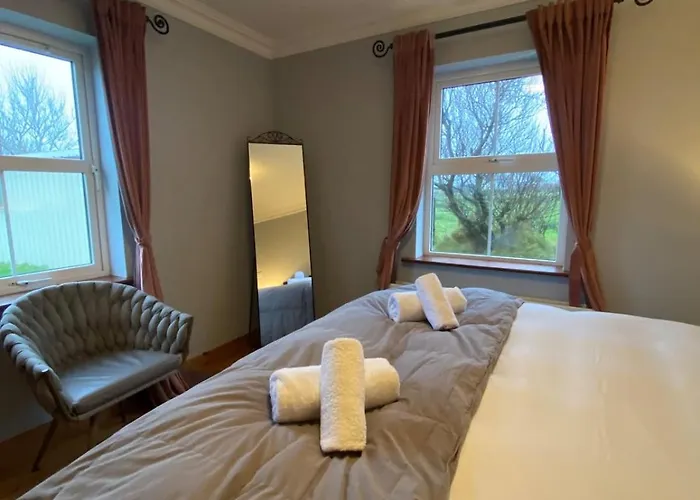 Seaside - Wild Atlantic Way Holiday home Ballyferriter